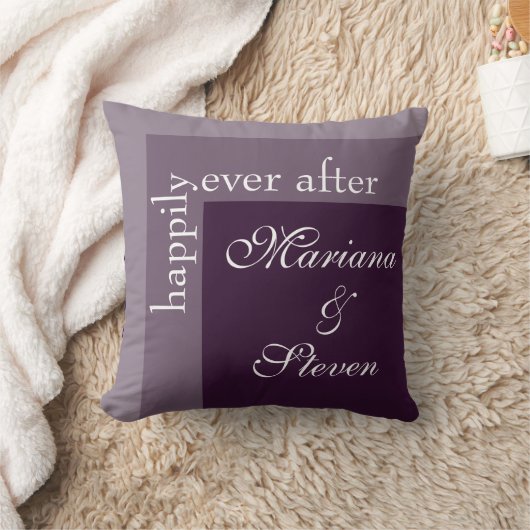 Coussin Purple Simple Moderne Mariage Script Chic (Couverture)