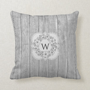 Coussin Quatrefoil Monogramme Floral Wreath Gris de bois