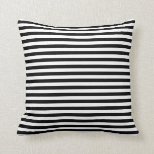 Coussin rayé noir et blanc