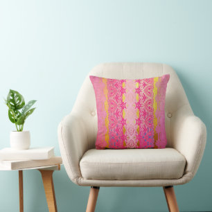 Coussin Rayure géométrique vibrante orientale en rose