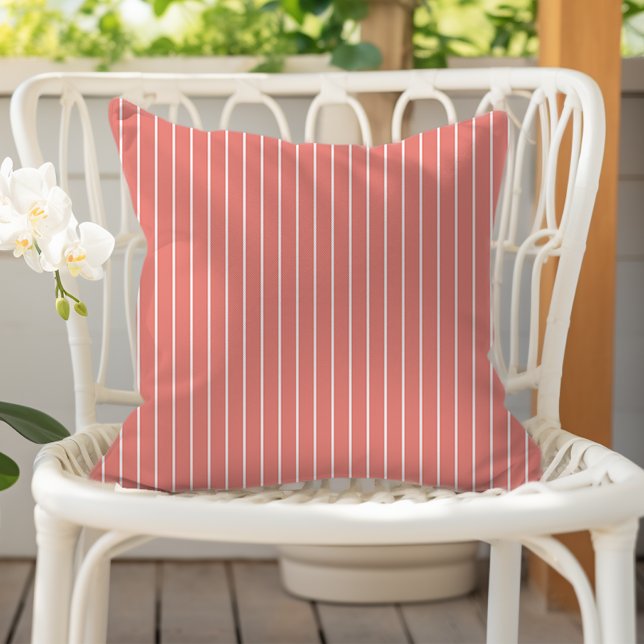 Coussin Rayures blanches d'été corail brûlé (Créateur téléchargé)