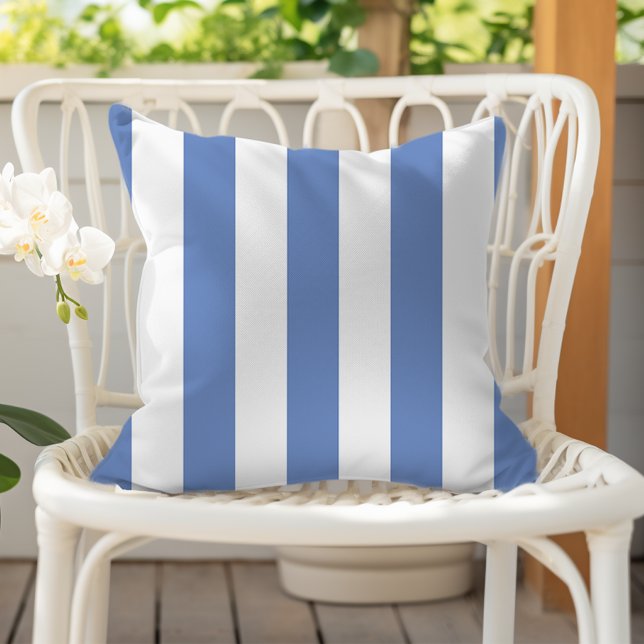 Coussin Rayures de store bleu barbeau et blanc (Créateur téléchargé)