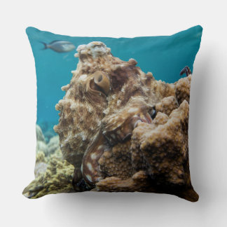 Coussin Récif de corail de poulpe d'océan bleu