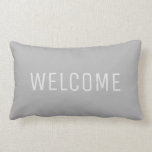 Coussin Rectangle Accueil gris-clair rustique moderne<br><div class="desc">Coussin bienvenu gris-clair rustique moderne.
Vous pouvez facilement changer le texte.</div>