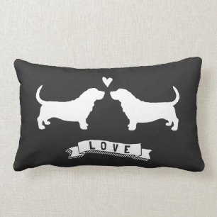 Coussin Rectangle Amour des Bassets - Silhouettes de chiens avec cœu