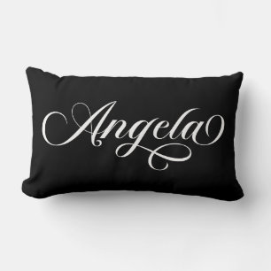 Coussin Rectangle Angela lettrage élégant noir et blanc