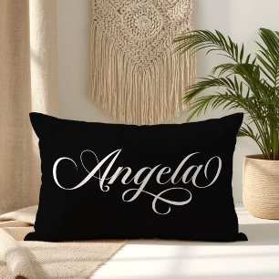 Coussin Rectangle Angela lettrage élégant noir et blanc