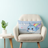 Coussin Rectangle Arc-en-ciel mignon narwhal sur le pois blanc et (Chaise)