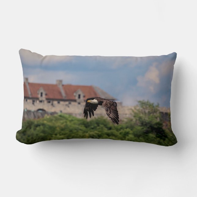 Coussin Rectangle Bald Eagle en passant par Fort Ticondéroga (Recto)