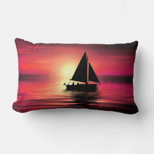 Coussin Rectangle Bateau à voile au coucher du soleil sur la mer - C