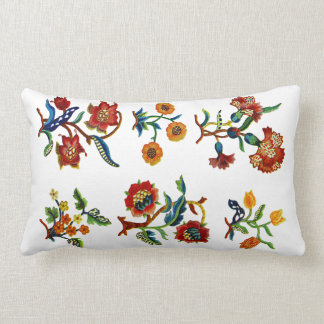 Coussin Rectangle Belle broderie traditionnelle Jacobéenne Crewel