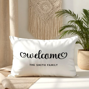 Coussin Rectangle Bienvenue en noir et blanc Cœurs mignons Script