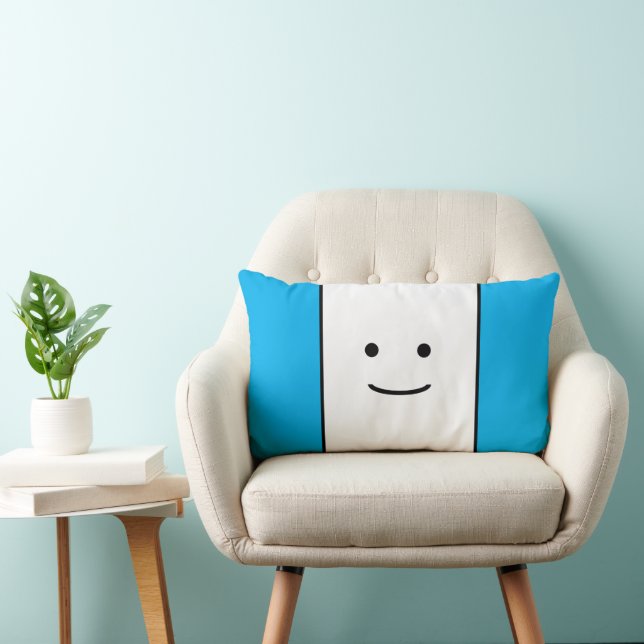 Coussin Rectangle Bleu ciel rayures blanches petit visage souriant (Chaise)