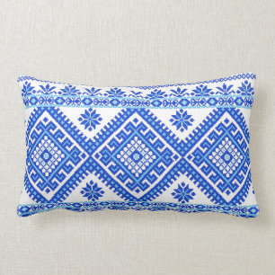 Coussin Rectangle Bleu croisé ukrainien de broderie de point de