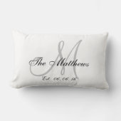 Coussin Rectangle Cadeau de mariage personnalisé avec monogramme gri (Recto)