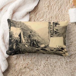 Coussin Rectangle Campement de mineurs sur le flanc de montagne Comt
