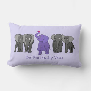 Coussin Rectangle Caricature Eléphant Violet "Soyez Parfaitement Vou