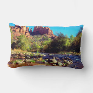 Coussin Rectangle Cathedral Rock se reflétant dans Oak Creek