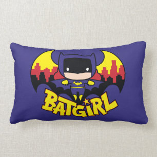 Coussin Rectangle Chibi Batgirl avec Gotham Skyline & Logo