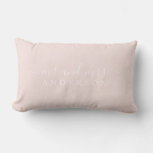 Coussin Rectangle Chic Script Mr Mme Pastel Pink Monogramme nouvelle