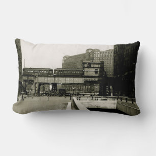 COUSSIN RECTANGLE CHICAGO MERCHANDISE MART TROLLEY TRAIN COULEUR D'E