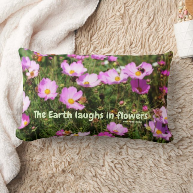 Coussin Rectangle Citation Earth Laughs In Flowers Inspirante   (Couverture)
