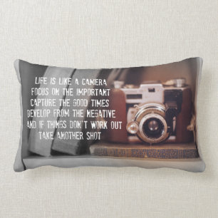 Coussin Rectangle Citation : La vie est comme une caméra