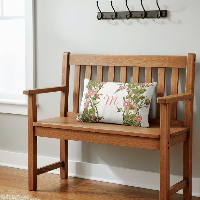 Coussin Rectangle Climbing Pink Roses Trellis Monogram (Créateur téléchargé)