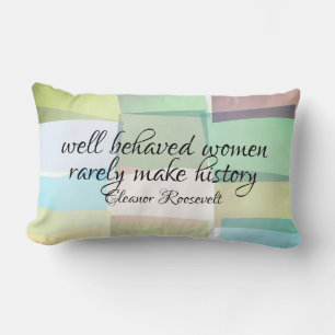 Coussin Rectangle Eleanor Roosevelt cite les couleurs pastel des fem