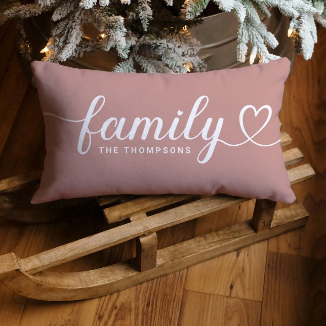 Coussin Rectangle Family Love Script Dusty Rose Custom Monogramme (Créateur téléchargé)