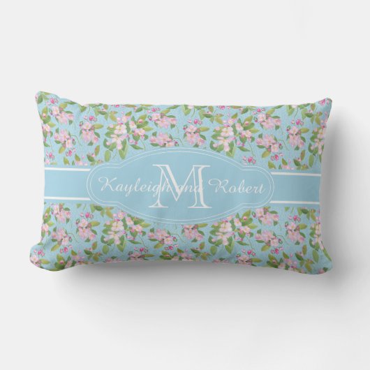 Coussin Rectangle Fleur de pomme rose Monogramme sur Motif bleu (Recto)