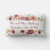 Coussin Rectangle Fleurs blanches roses date de mariage personnalisé (Recto)