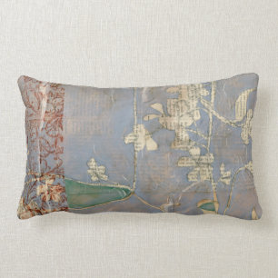 Coussin Rectangle Fleurs blanches sur Arrière - plan de papier journ