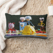 Coussin Rectangle Fubby avec la robe de Tulpen à l'atelier. (Couverture)