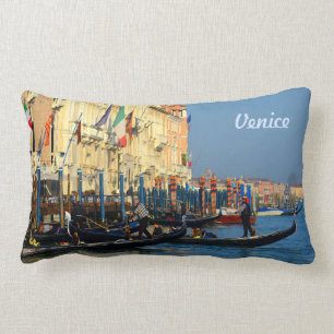 Coussin Rectangle Gondoliers vénitiens sur le canal grand