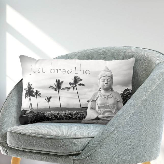 Coussin Rectangle Hawaii Bouddha Breathe Black and White Photo (Créateur téléchargé)