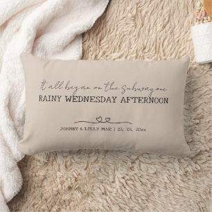 Coussin Rectangle Histoire Romantique de Métro Minimaliste Beige