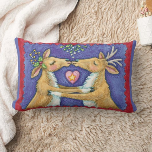 Coussin Rectangle Jolis rennes de Noël, baiser romantique avec du gu (Couverture)