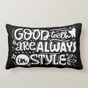 Coussin Rectangle Les bonnes dents sont toujours dans le style