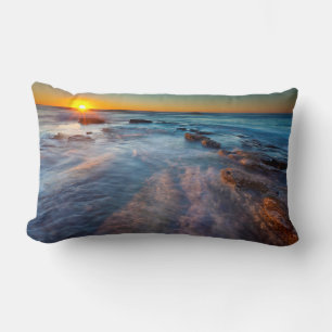 Coussin Rectangle Les rayons du soleil illuminent l'océan Pacifique