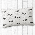 Coussin Rectangle Logo simple Motif Business Promotionnels<br><div class="desc">Un logo minimaliste simple pour favoriser la fidélité à la marque et promouvoir votre petite entreprise. Remplacez le logo par le vôtre et modifiez la couleur arrière - plan dans l'outil de conception pour customiser. Utilisez-les dans votre entreprise, hôtel, café, restaurant, bureau ou magasin, ou vendez-les ou donnez-les à vos...</div>