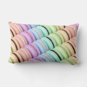 Coussin Rectangle Macarons français aux couleurs et saveurs différen