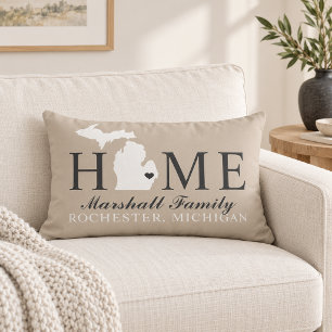 Coussin Rectangle Monogramme de la ville familiale beige de la maiso