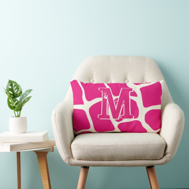 Coussin Rectangle Monogramme Motif de girafe rose moderne (Chaise)