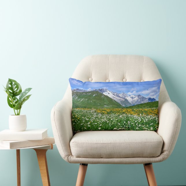 Coussin Rectangle Montagnes | Swiss Alps Valley Spring (Chaise)