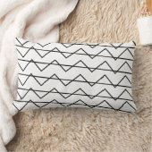 Coussin Rectangle Motif géométrique noir et blanc à rayures Chevron (Couverture)