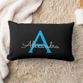 Coussin Rectangle Nom du monogramme de la fille en noir bleu (Couverture)