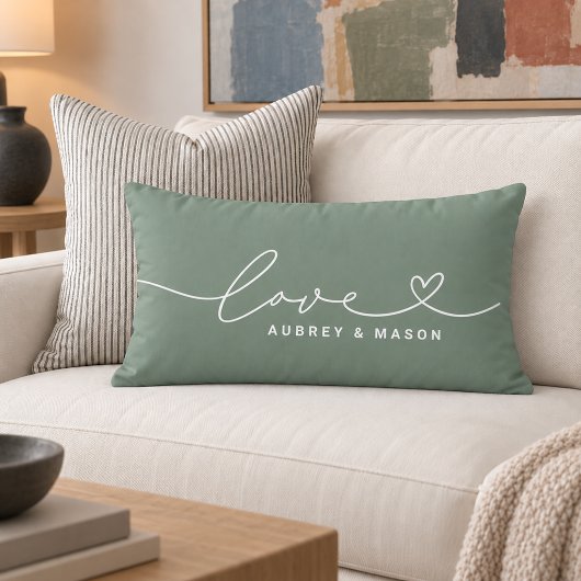 Coussin Rectangle Noms de couple de script de cœur d'amour vert élég