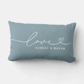 Coussin Rectangle Noms de couple Elegant Dusty Blue Love Heart (Verso)