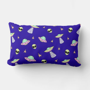 Coussin Rectangle OVNIs, visages extraterrestres et étoiles sur fond
